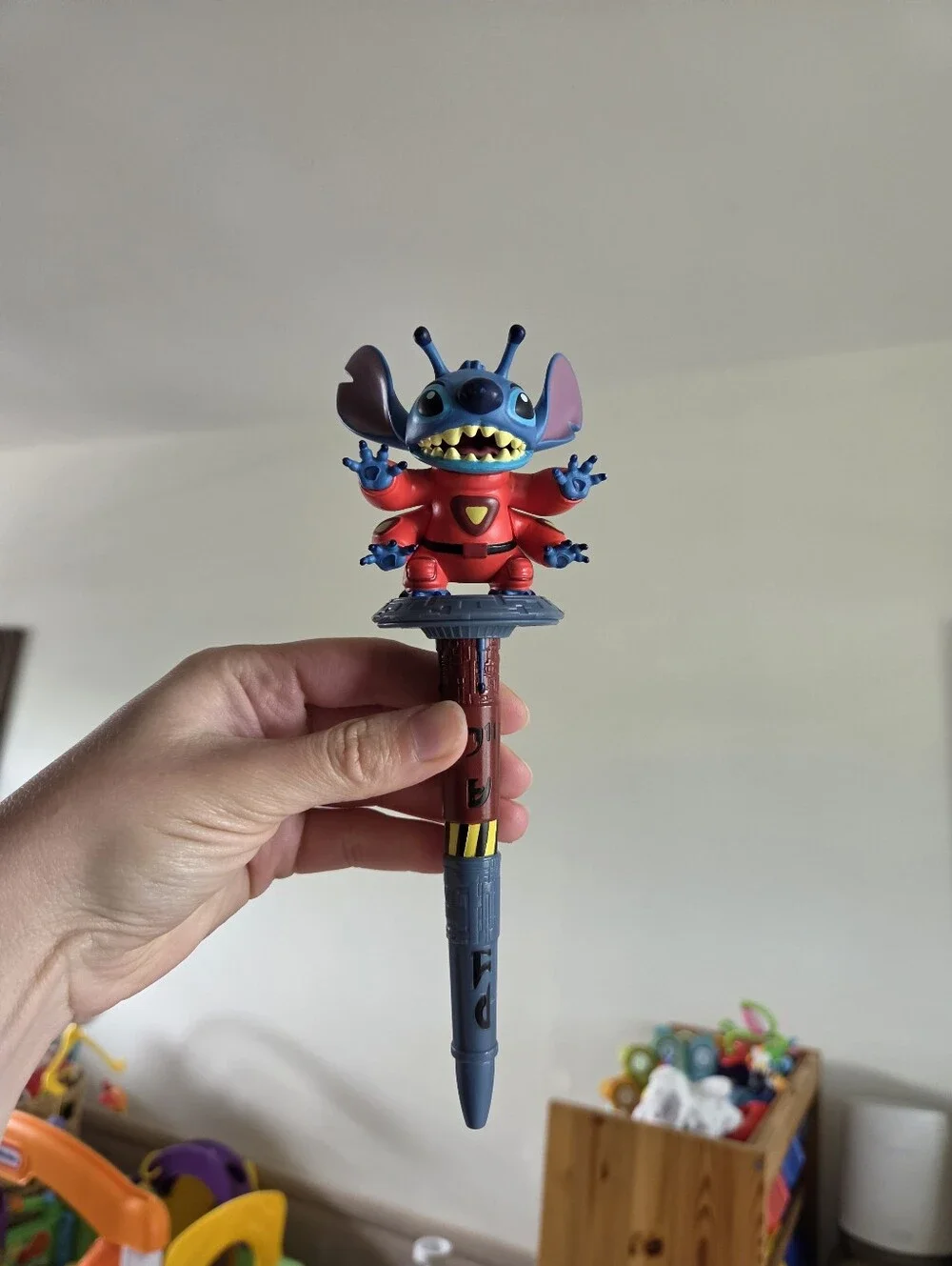 Disney Parks Stitch UFO Figure Pen
